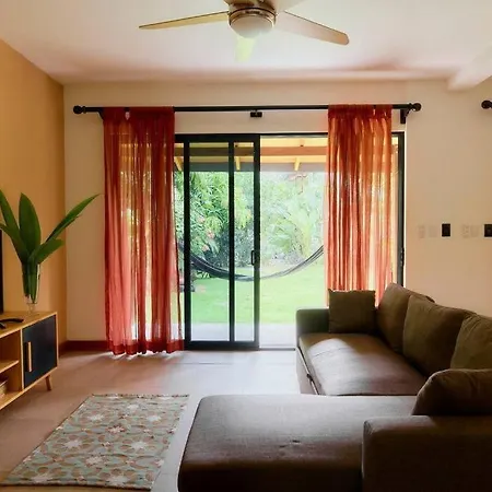 Modern Beachfront Apartment, With Garden Patio Puerto Viejo de Talamanca Exterior photo